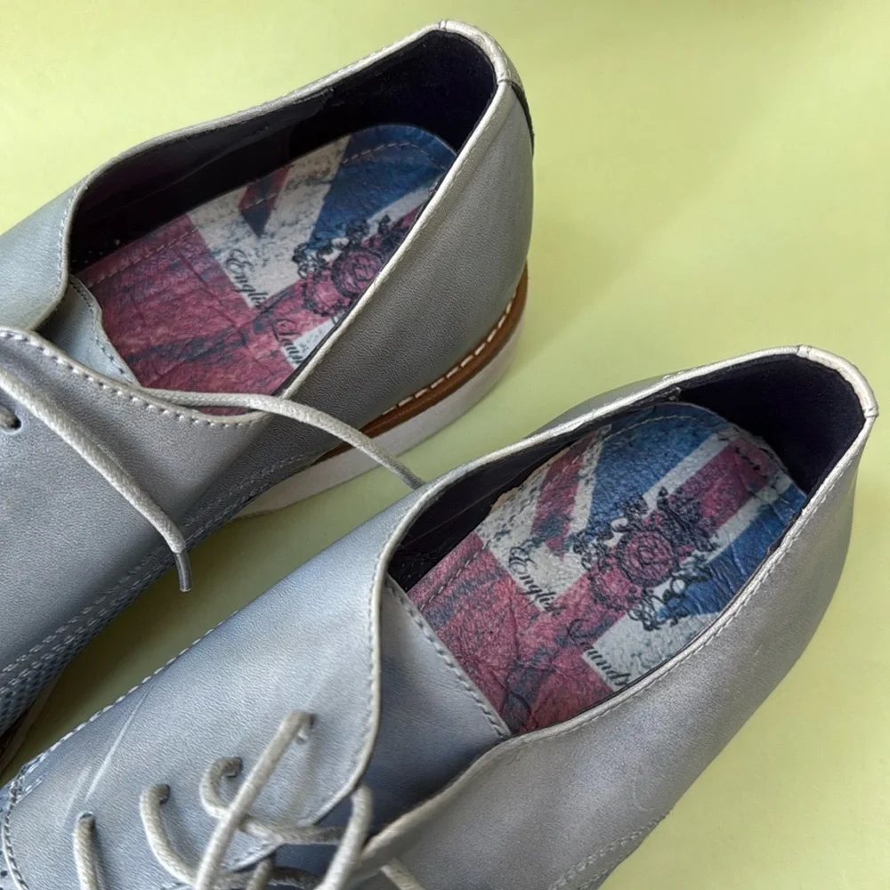 Grayish blue English Laundry leather shoes